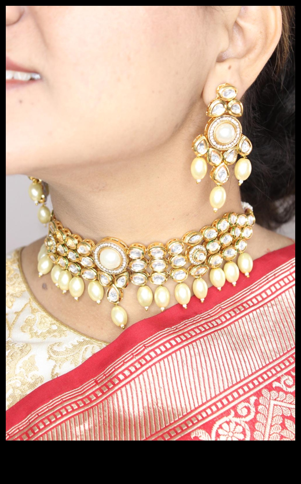 גלאם מוזהב: לזרוח יותר עם הצ'וקרים המוזהבים היוקרתיים שלנו