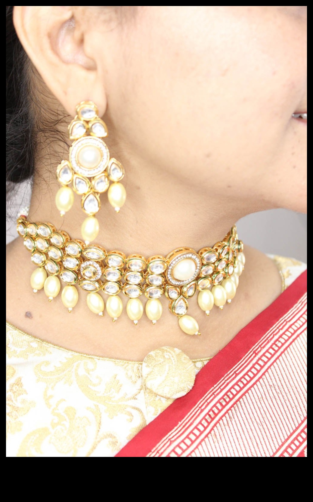 גלאם מוזהב: לזרוח יותר עם הצ'וקרים המוזהבים היוקרתיים שלנו