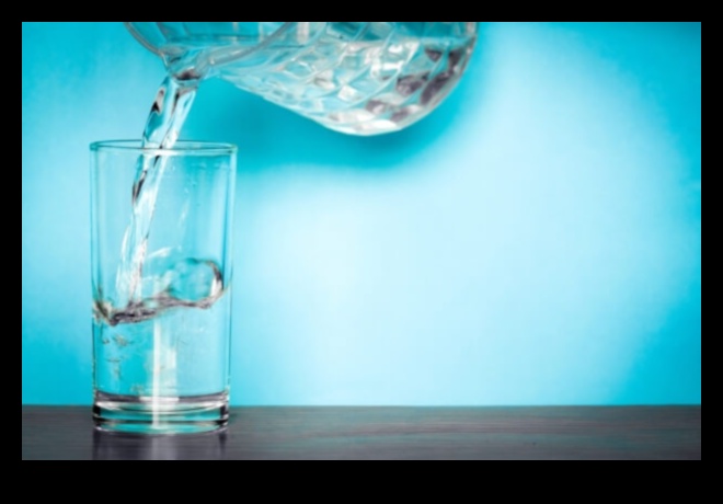 מגמות שתייה ללא סוכר: חקור את החידושים והטובים ביותר בתחום הידרציה הבריאה