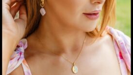 גלאם ללא מאמץ: מצא את השרשרת המושלמת כדי להשלים את המראה שלך