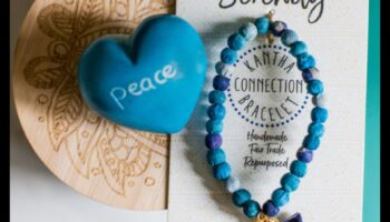 שלווה מפוסלת: מצא שלווה באומנות של הצמידים השלווים שלנו